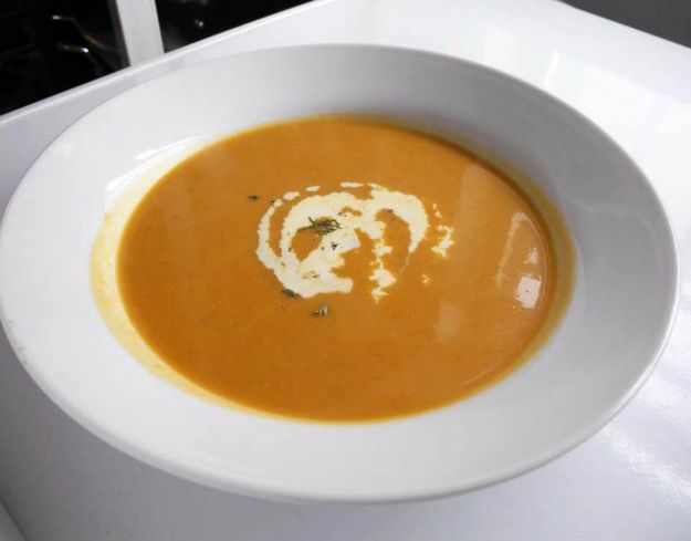 vellutata di funghi con moussse allo zenzero