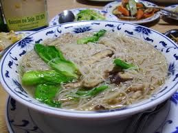 Vermicelli di riso in zuppa