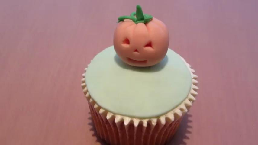 Le cupcake di Halloween a forma di zucca Jack o Lantern