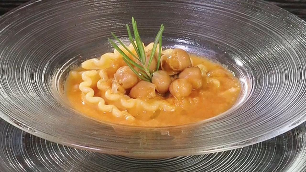 La videoricetta della pasta e ceci
