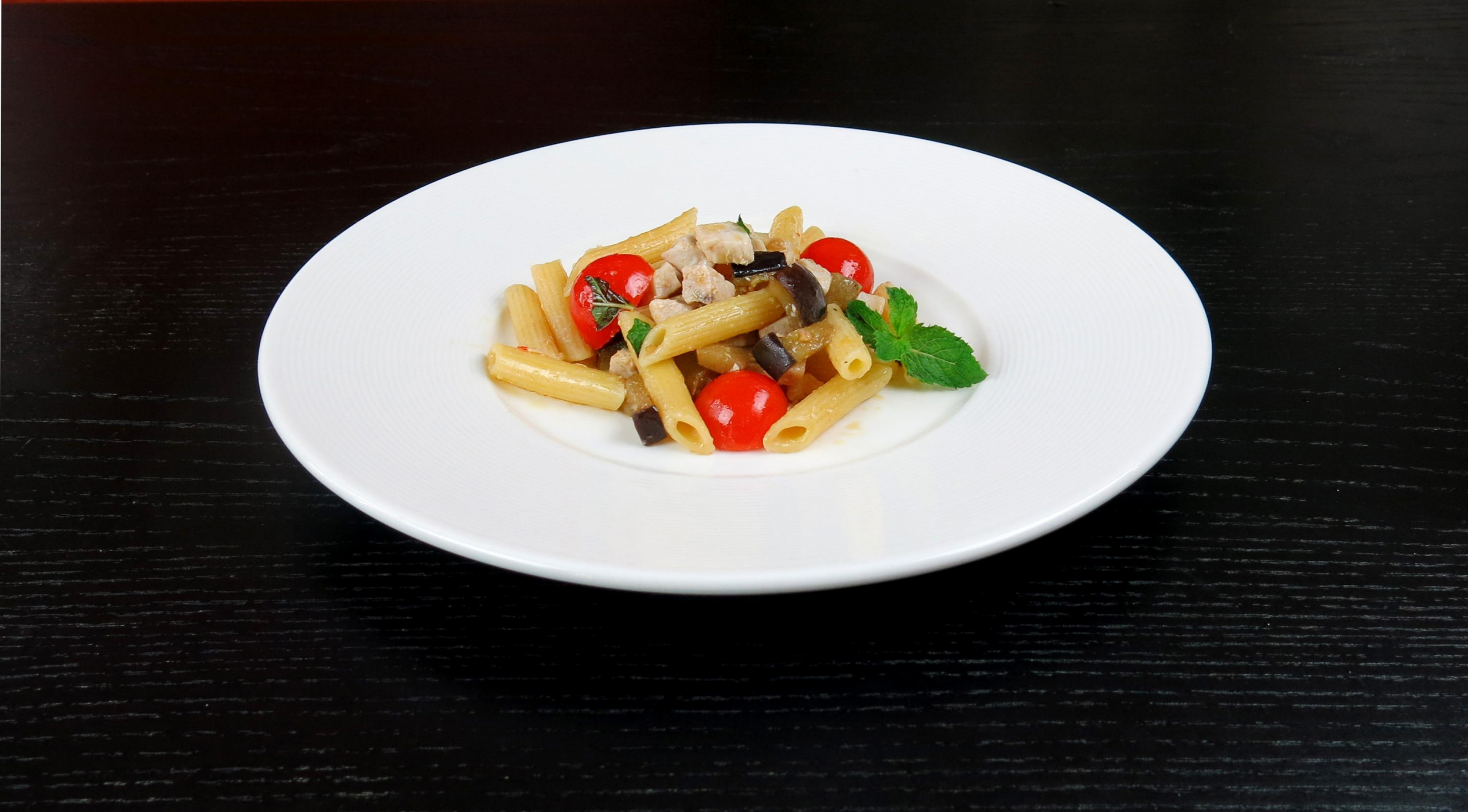 Videoricetta della pasta con pesce spada e melanzane