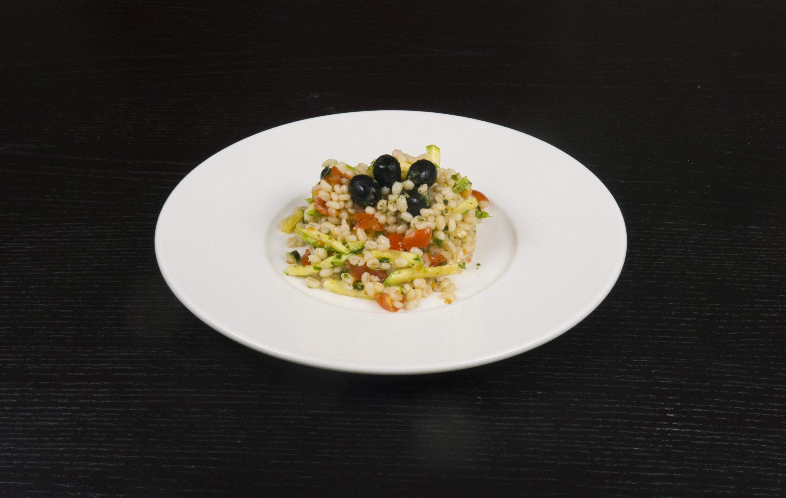 Videoricetta dell’insalata fredda di orzo