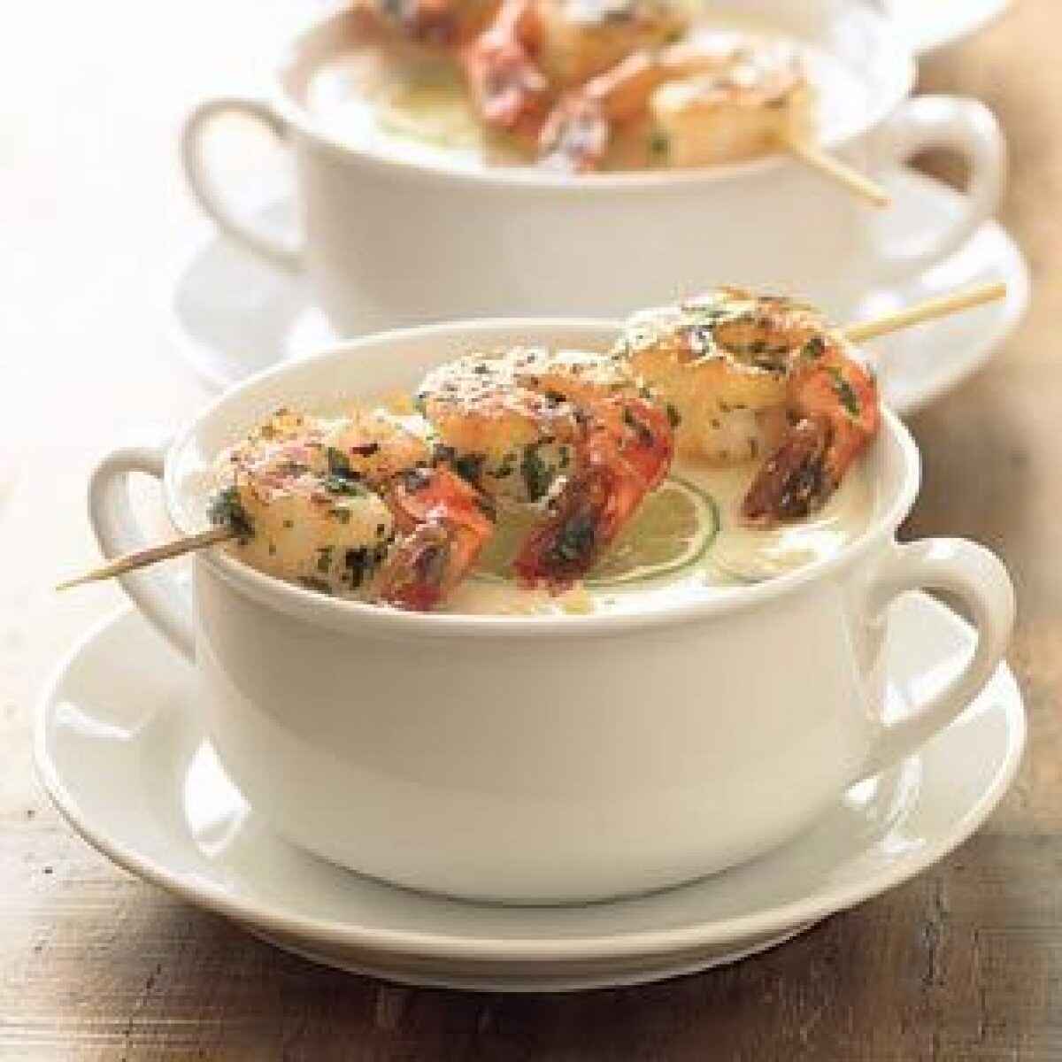 Zuppa di mais con gamberi arrostiti