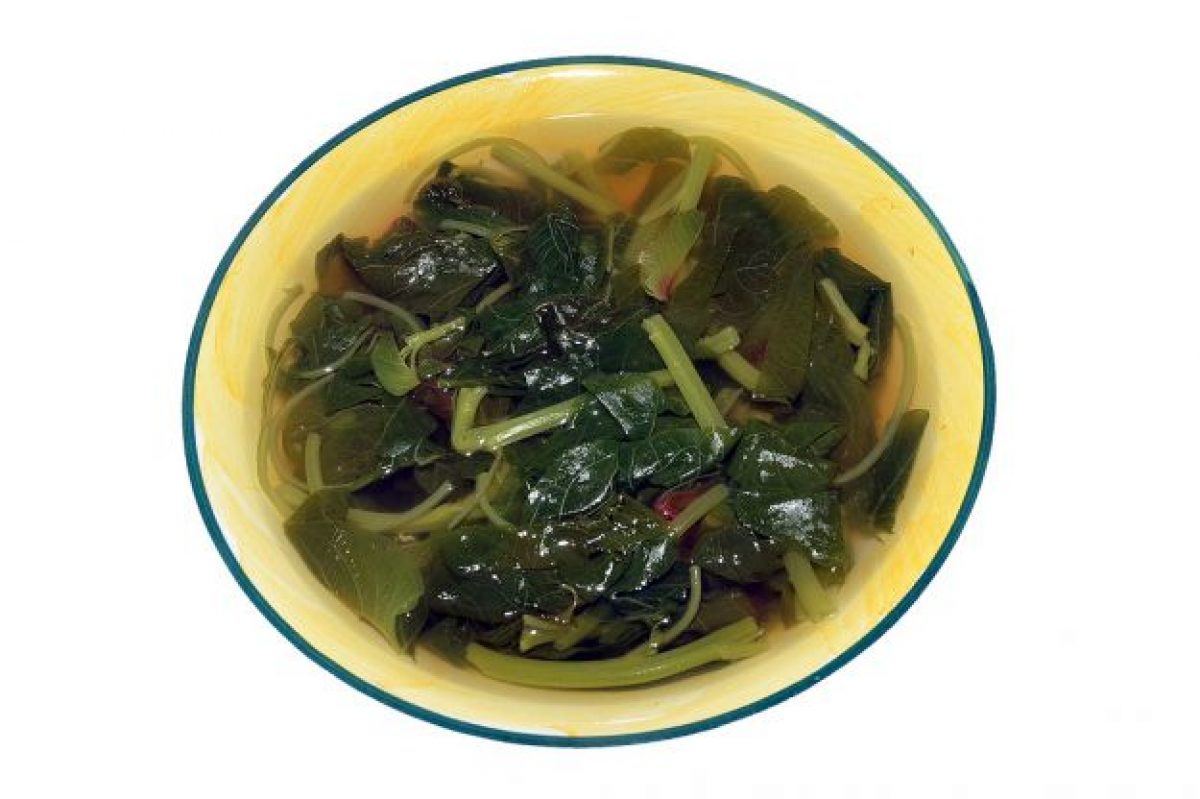 Zuppa di spinaci e crostini