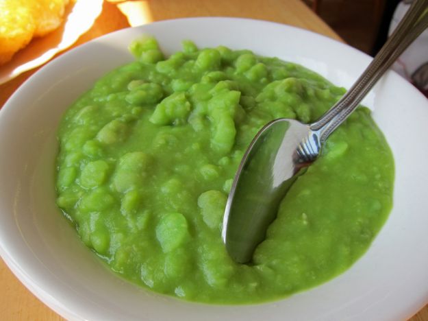 Zuppa di piselli alla menta